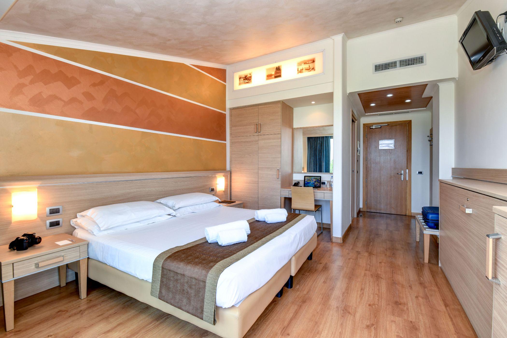 Hotel Rivus Peschiera del Garda Ngoại thất bức ảnh