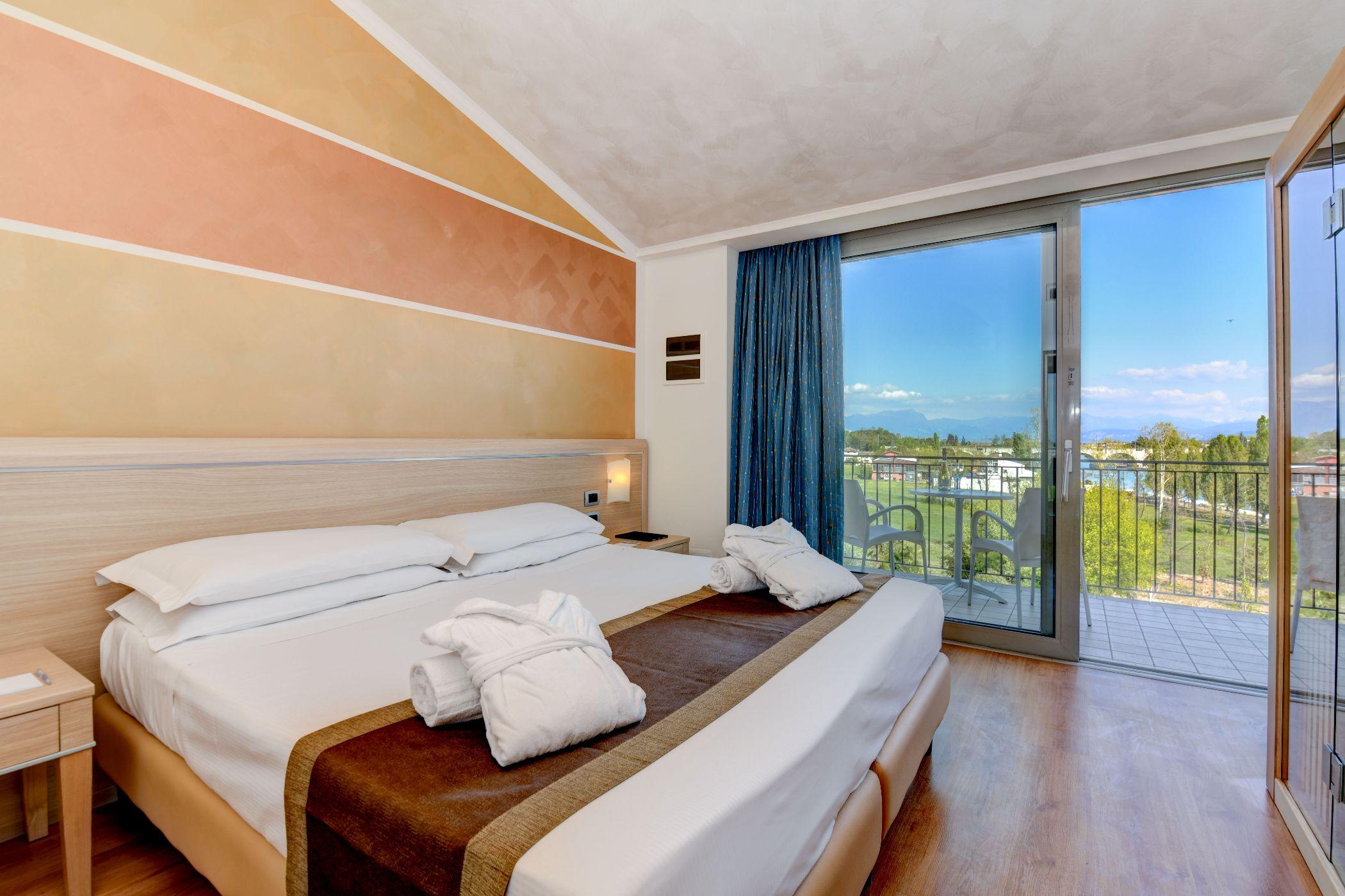 Hotel Rivus Peschiera del Garda Ngoại thất bức ảnh