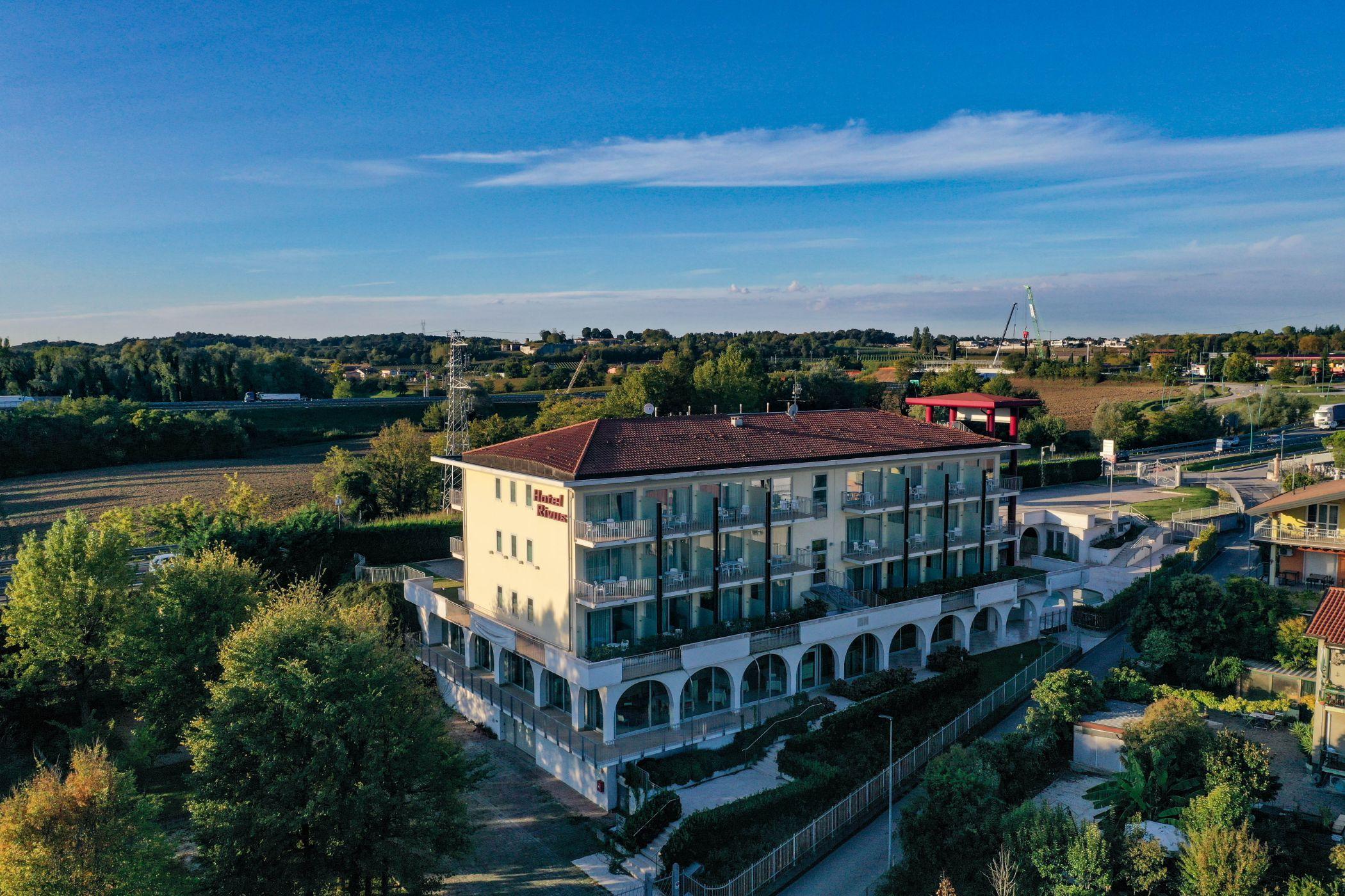 Hotel Rivus Peschiera del Garda Ngoại thất bức ảnh