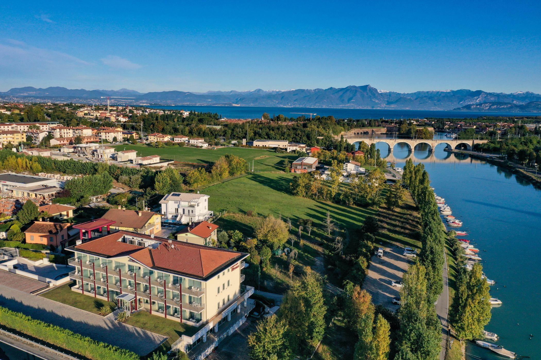 Hotel Rivus Peschiera del Garda Ngoại thất bức ảnh