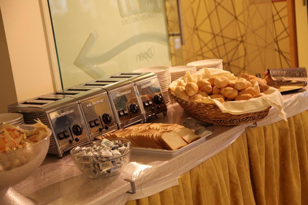 Hotel Rivus Peschiera del Garda Ngoại thất bức ảnh
