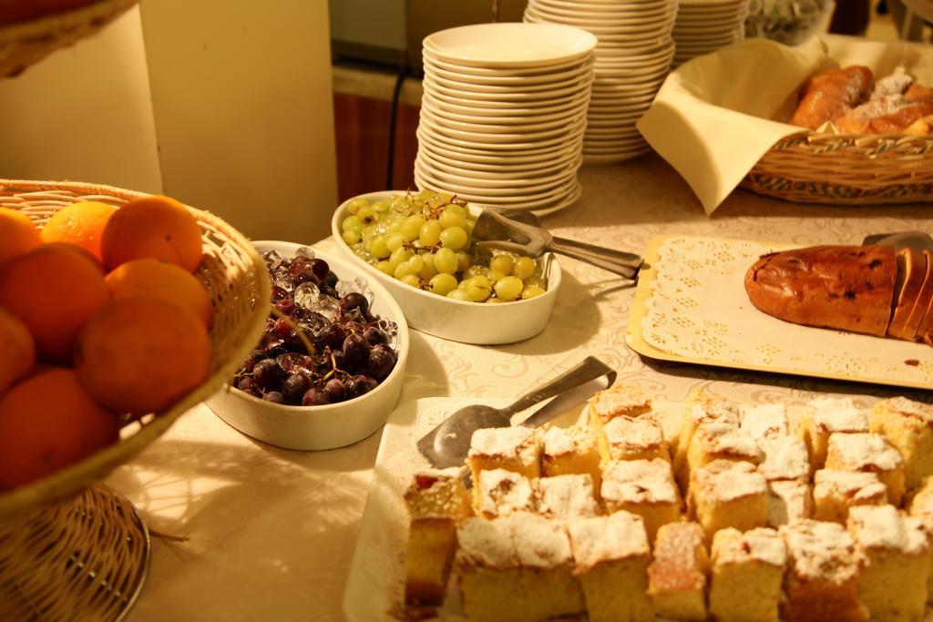 Hotel Rivus Peschiera del Garda Ngoại thất bức ảnh