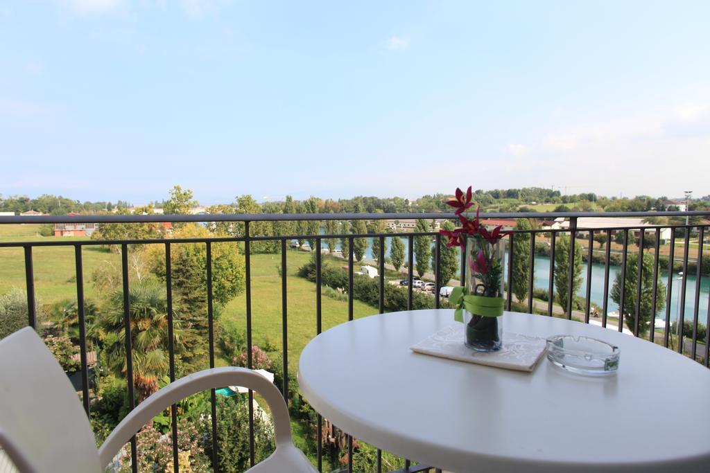 Hotel Rivus Peschiera del Garda Ngoại thất bức ảnh