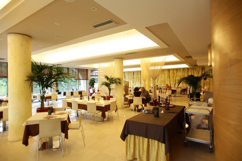 Hotel Rivus Peschiera del Garda Ngoại thất bức ảnh